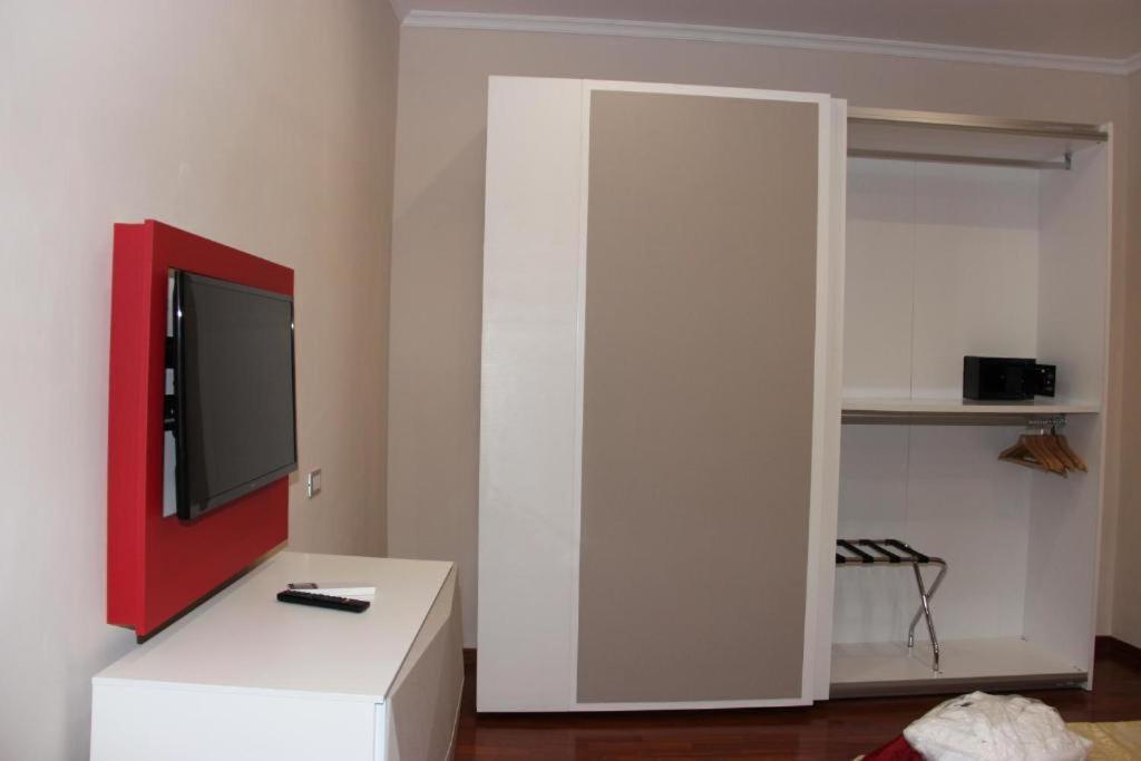Dimora Frattina Hotel โรม ภายนอก รูปภาพ